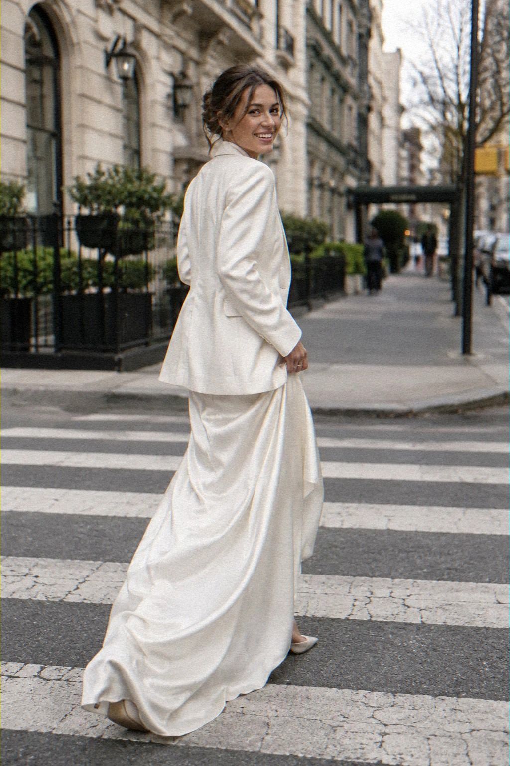 Structured Blazers Over Sleek Bridal Dresses: The Blazer-Over-Veil Rule