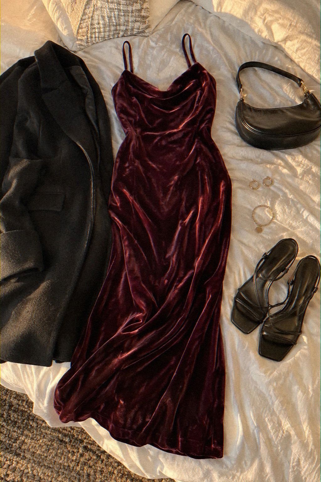 Velvet Sets the Mood