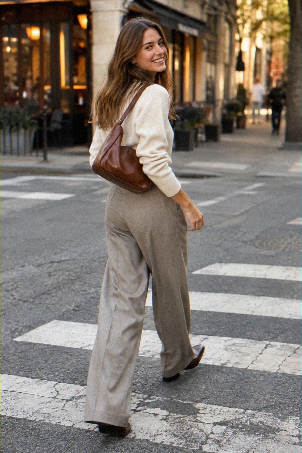 Pick Tailored Trousers for Casual Dining