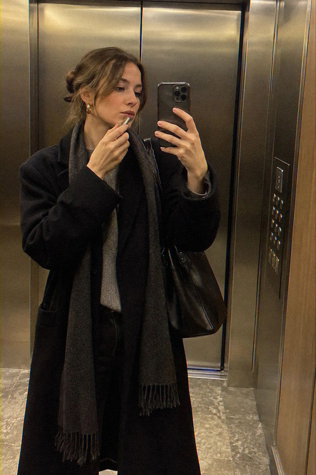 I Packed a Simple Lip Color: The Elevator Check