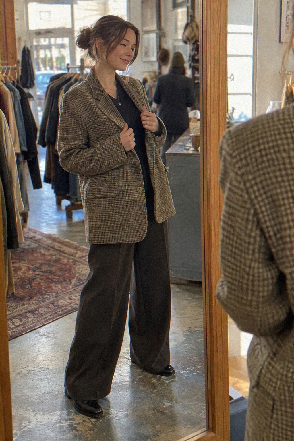 Wide-Leg Pants Need a Sleek Counterpart