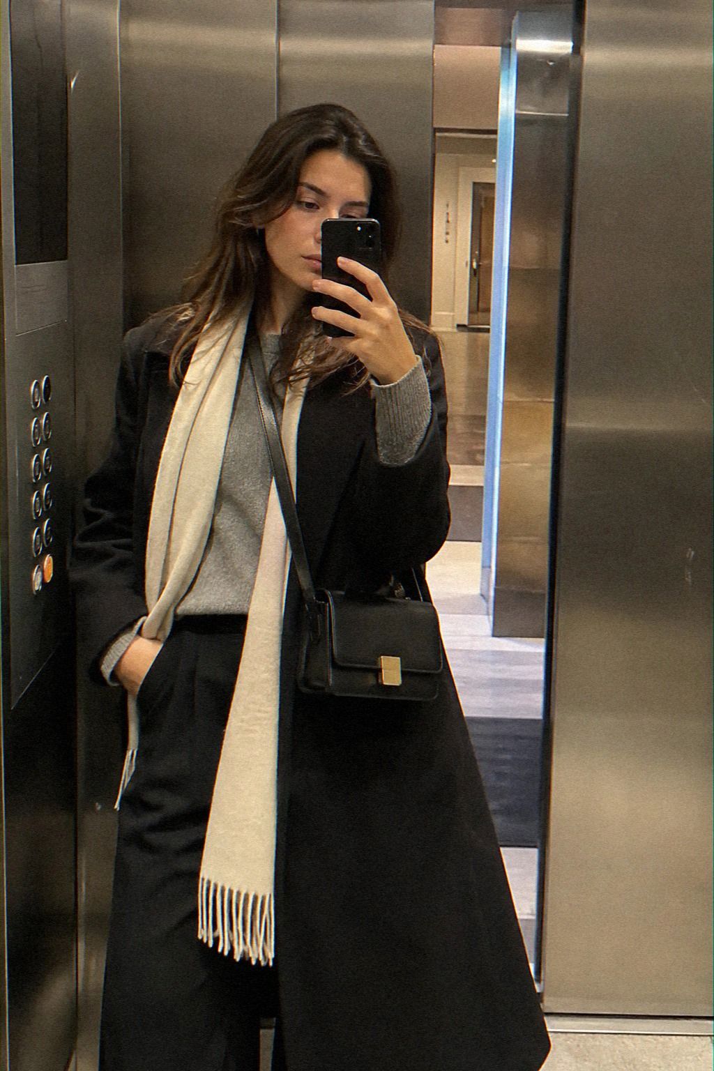 Keep the Crossbody Structured