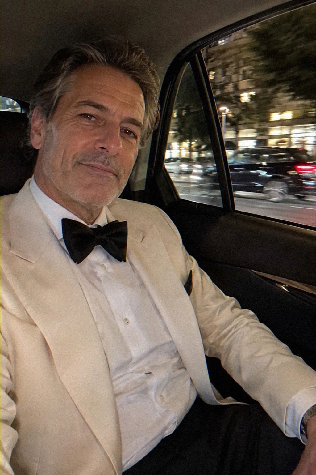 Choose a Cream Dinner Jacket for a Summer Wedding