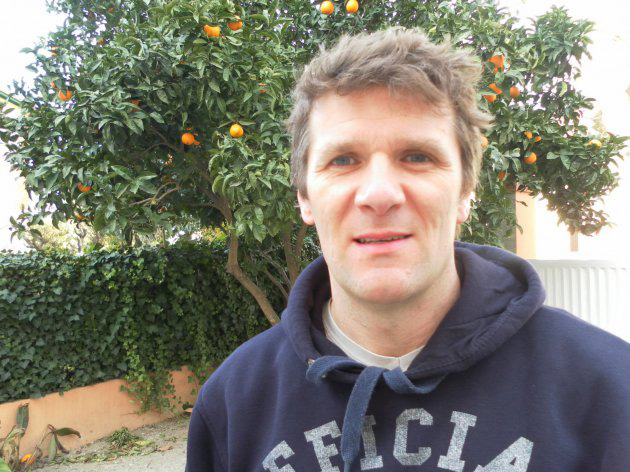 Raphael Nelain à pour projet de créer environ 15 ruches dans le secteur de Pollestres. Il à soumis son projet aux internautes sur http://www.mymajorcompany.com/projects/un-toit-pour-les-abeilles 