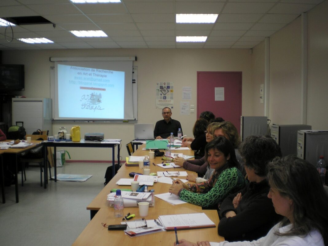 perpignan-rencontres-travail-social-art-therapies-et-soins-au-dela-des-frontieres perpignan-rencontres-travail-social-art-therapies-et-soins-au-dela-des-frontieres