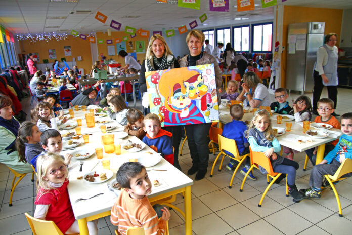 le-soler-une-oeuvre-dart-offerte-aux-enfants-pour-la-cantine-municipale