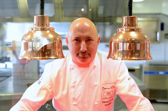 banyuls-sur-mer-le-chef-du-fanal-vous-sert-aussi-des-interets