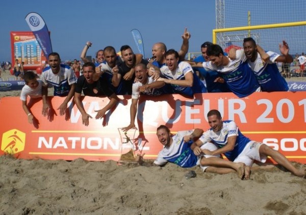 canet-en-roussillon-accueille-les-phases-finales-du-national-beach-soccer