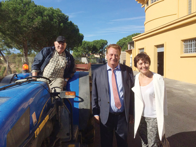 carole-delga-et-jacques-cresta-aux-contacts-des-acteurs-de-terrain