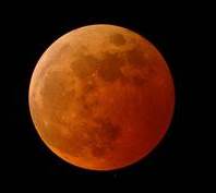 Le 28 septembre, « super lune de sang »