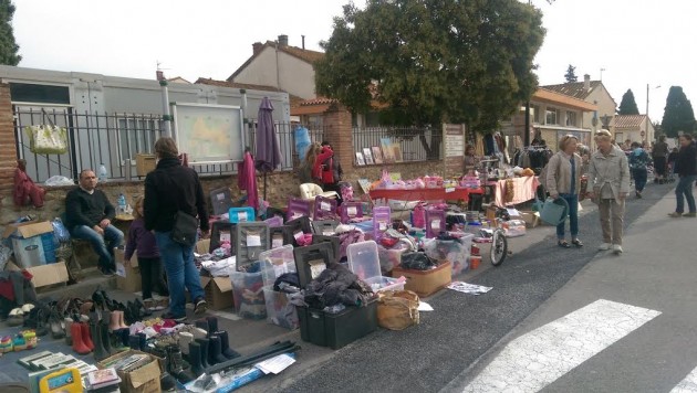 Montescot vous ouvre ses portes: un vide-grenier catalan