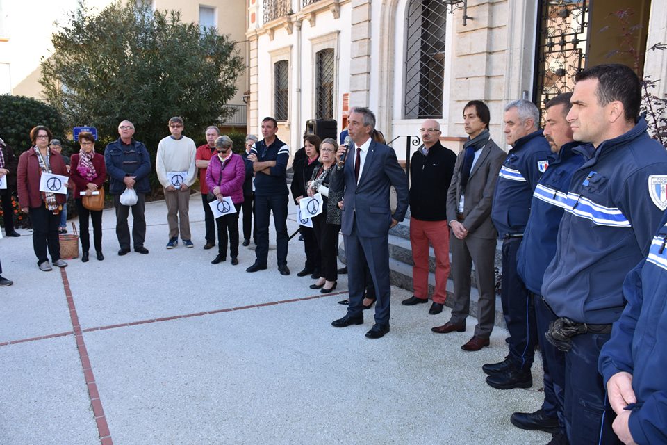 Hommage aux victimes des attentats
