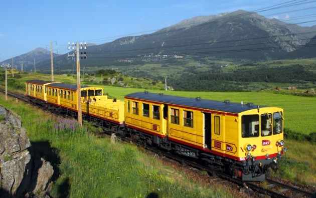 Train-Jaune-Font-Romeu