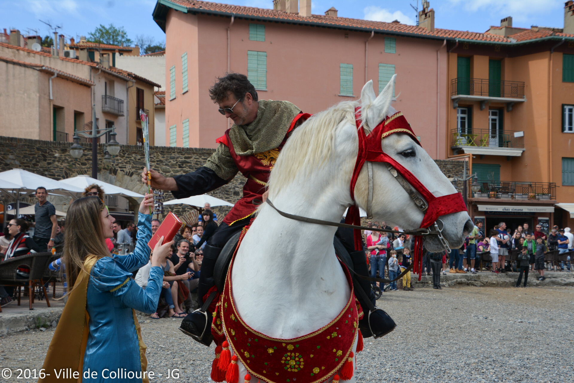Princesse, Dragon et livres ont envahi le port de Collioure