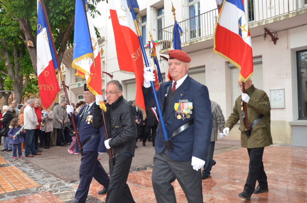 8-mai-a-saint-esteve-exposition-trois-remises-de-medailles-2 Commémoration du 8 mai à Saint-Estève - des héros à l'honneur