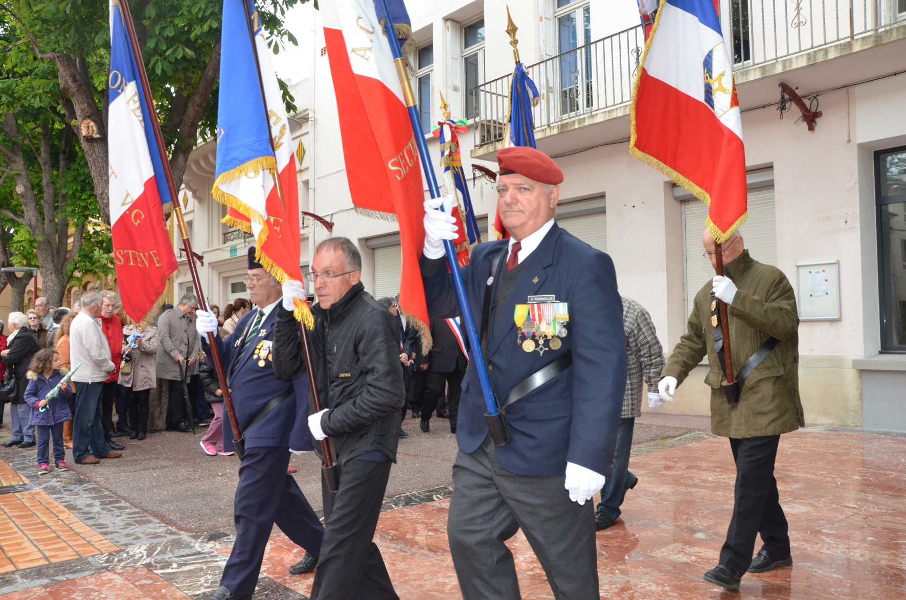 Commémoration du 8 mai à Saint-Estève - des héros à l'honneur