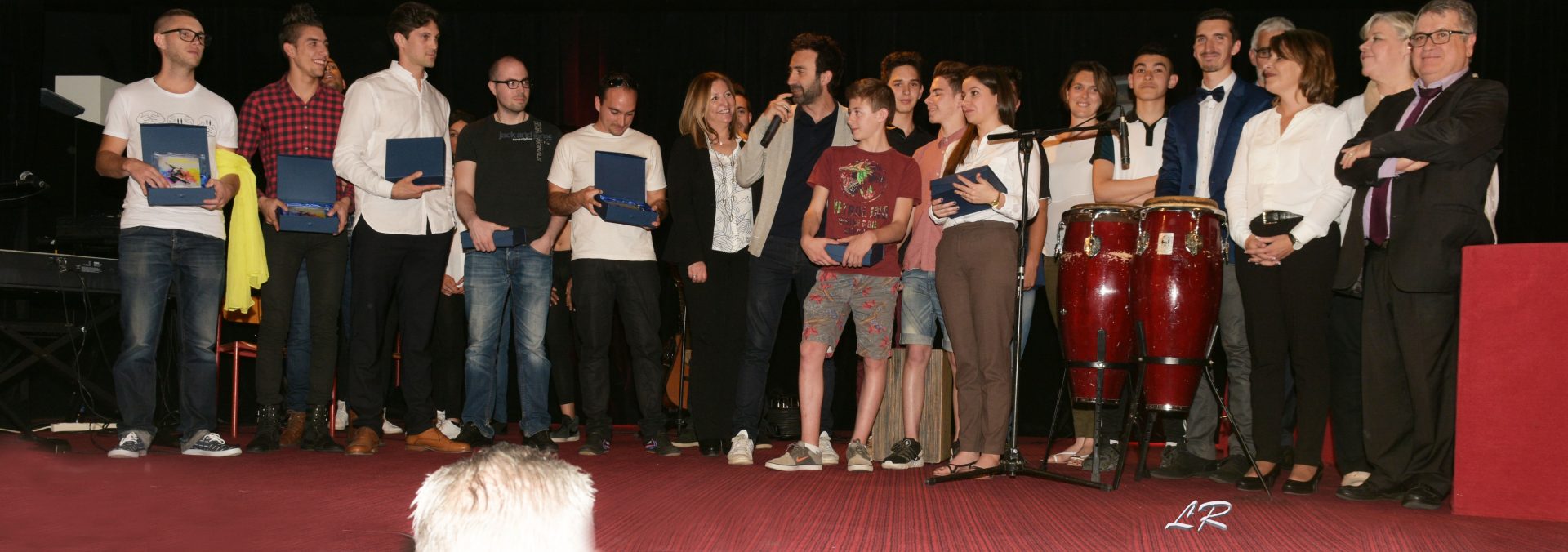 2ième TROPHÉES DE LA JEUNESSE : 10 LAURÉATS RÉCOMPENSÉS DEVANT 400 PERSONNES PAR MATHIEU MADENIAN