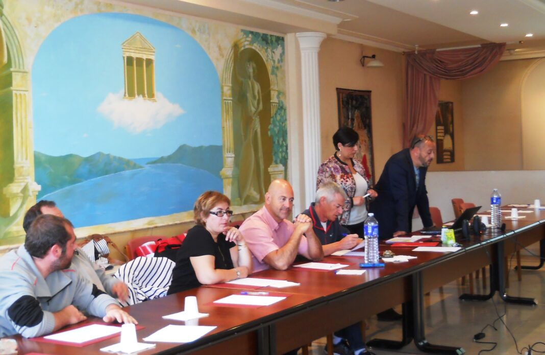 Port-Vendres Sensibiliser les agents communaux au tri sélectif et à la prévention des déchets Port-Vendres Sensibiliser les agents communaux au tri sélectif et à la prévention des déchets