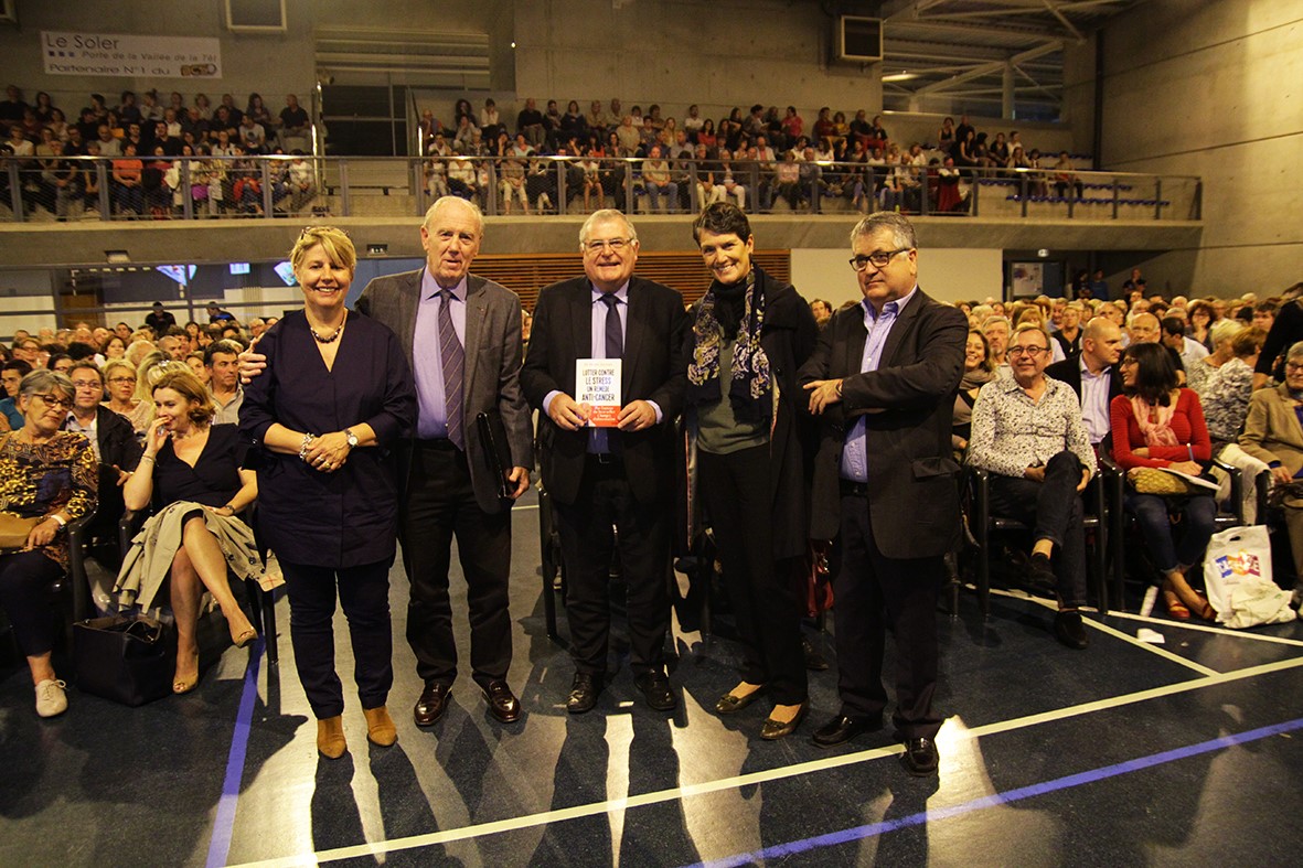 fete-de-science-soler-1200-personnes-assistent-a-conference-professeur-henri-joyeux