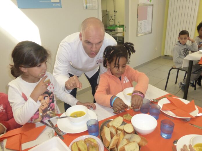 chefs-toques-blanches-roussillon-sinvitent-cantines-sist-perpignan-mediterranee