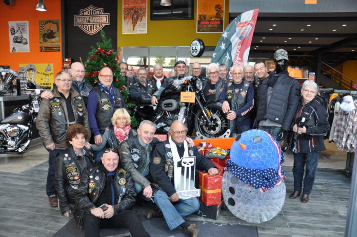 journee-enfants-de-lassociation-adavip-concession-harley-davidson-de-perpignan-17-decembre