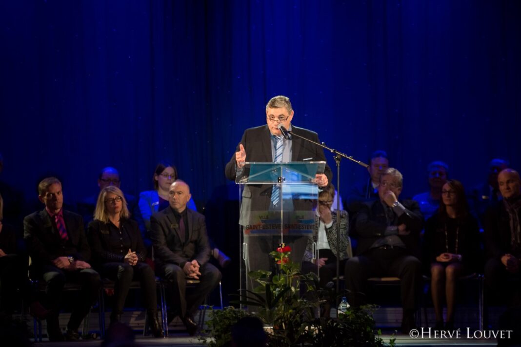 ceremonie-voeux-maire-de-saint-esteve-14-janvier-a-lespace-saint-mamet ceremonie-voeux-maire-de-saint-esteve-14-janvier-a-lespace-saint-mamet