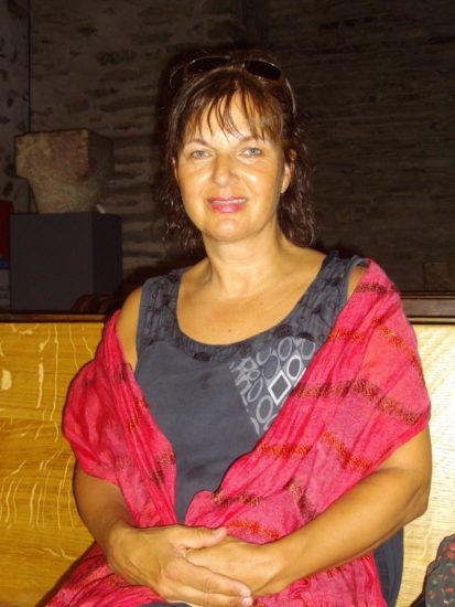comedienne-hanna-fiedrich-presente-lecture-theatralisee-autour-de-walter-benjamin-a-banyuls