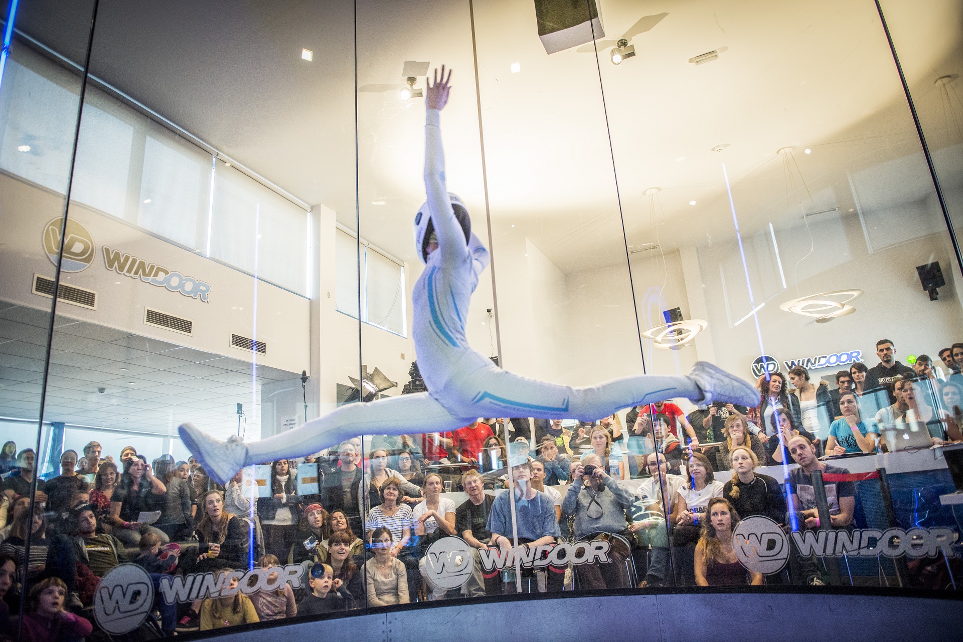 wind-games-2017-plus-de-80-equipes-pres-de-200-sportifs-monde-atterrissent-a-empuriabrava