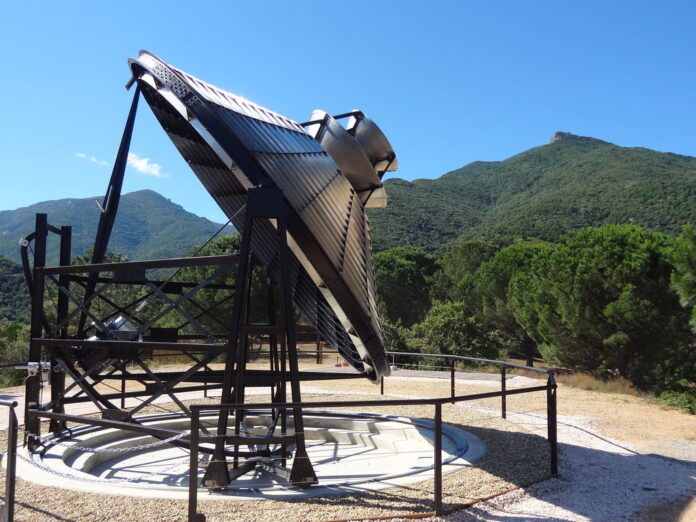 Le Four solaire himalaya 1900, lors de sa construction