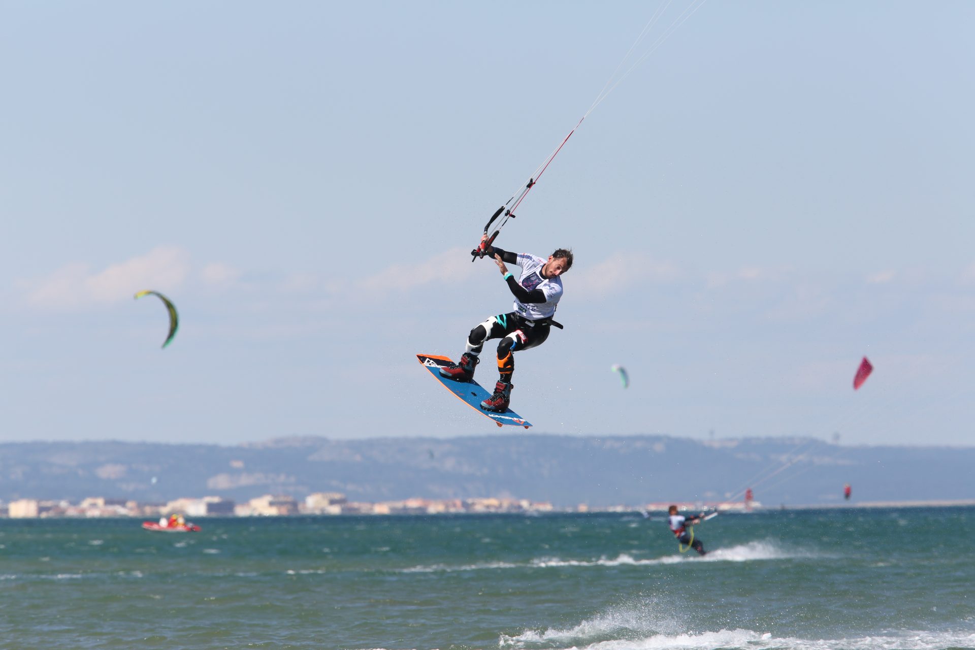 le-mondial-du-vent-accueille-la-coupe-du-monde-de-kitesurf-a-leucate