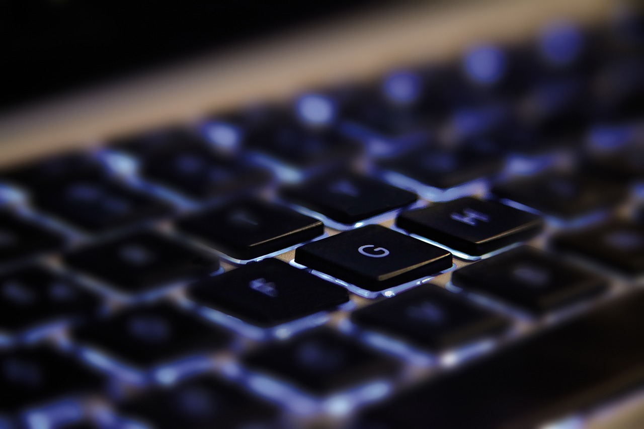 strategie-securite-numerique-reponse-aux-enjeux-usages-digitaux