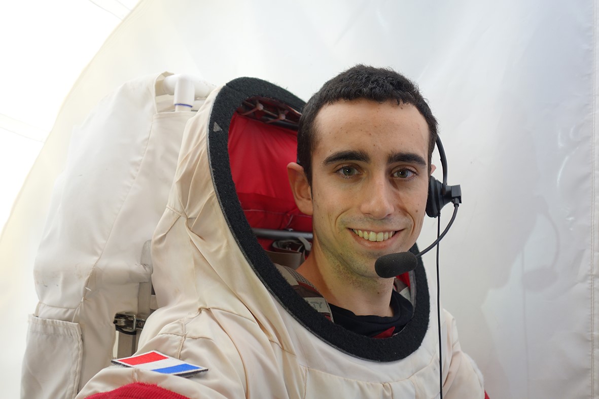 conference-au-soler-cyprien-verseux-nous-apprend-a-vivre-sur-mars