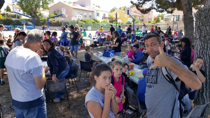 la-ville-de-perpignan-et-grdf-inaugurent-le-nouveau-playground-du-gymnase-pons-a-loccasion-de-la-fete-du-mini-basket