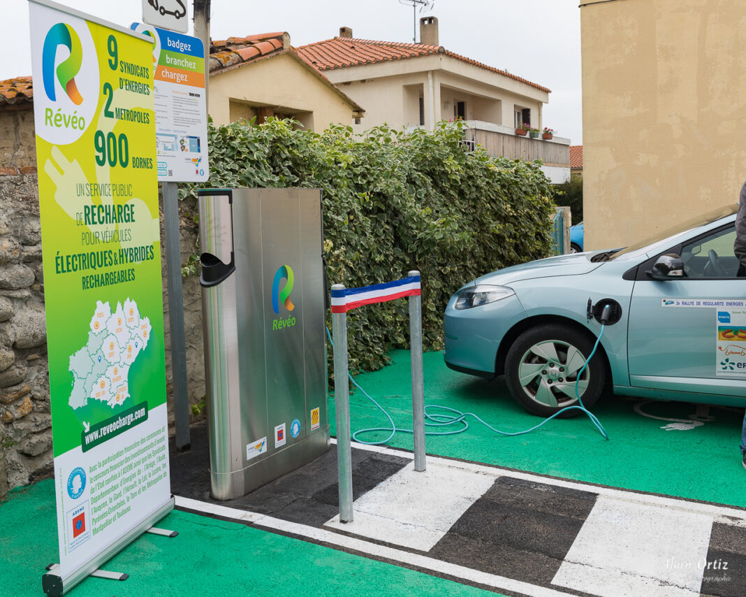 Inauguration borne électrique Vinça 2