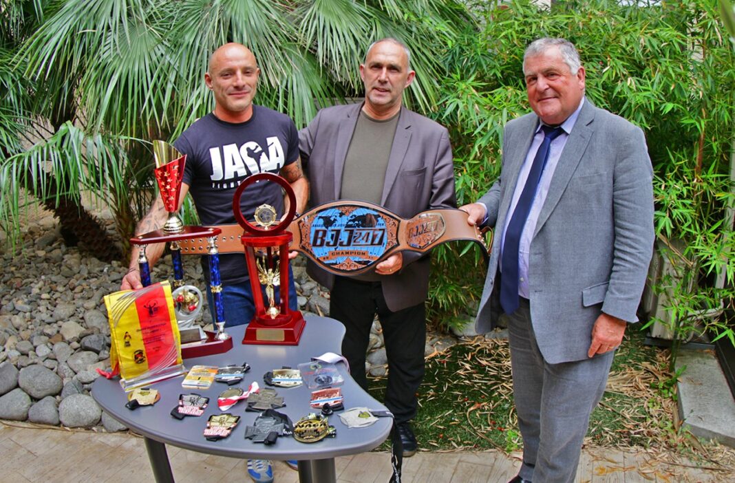 club-jaga-fight-du-soler-oualid-oumerzouk-champion-du-monde-2017-de-nokento club-jaga-fight-du-soler-oualid-oumerzouk-champion-du-monde-2017-de-nokento
