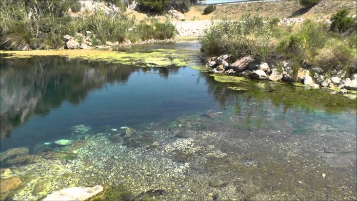le-brgm-presente-le-resultats-de-ses-etudes-a-la-fontaine-de-fonetestramar