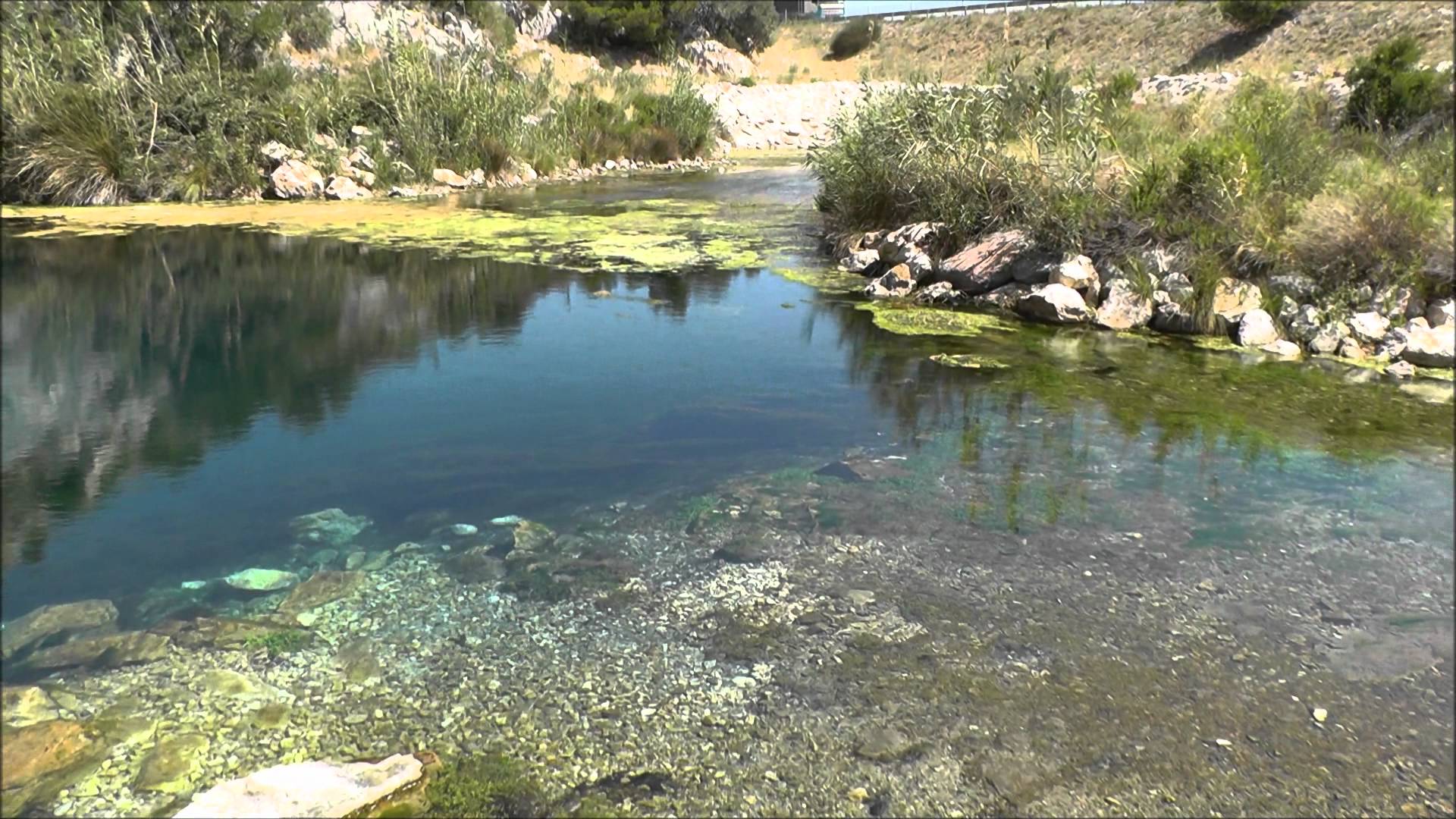 le-brgm-presente-le-resultats-de-ses-etudes-a-la-fontaine-de-fonetestramar