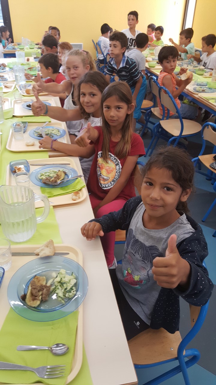 les-toques-blanches-du-roussillon-au-menu-des-scolaires