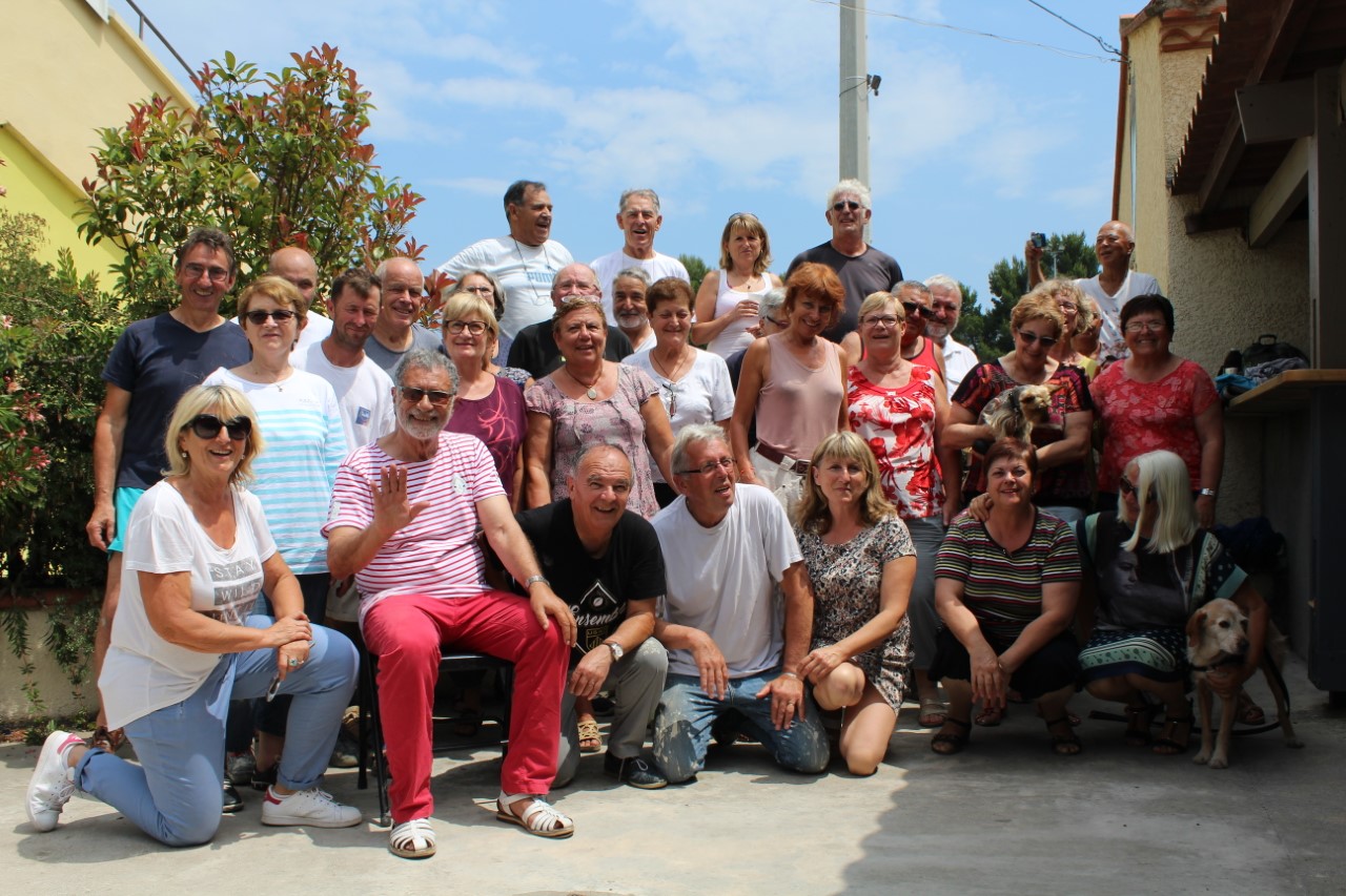 port-vendres-1ere-journee-citoyenne-reussie-et-tribune-du-stade-embellie