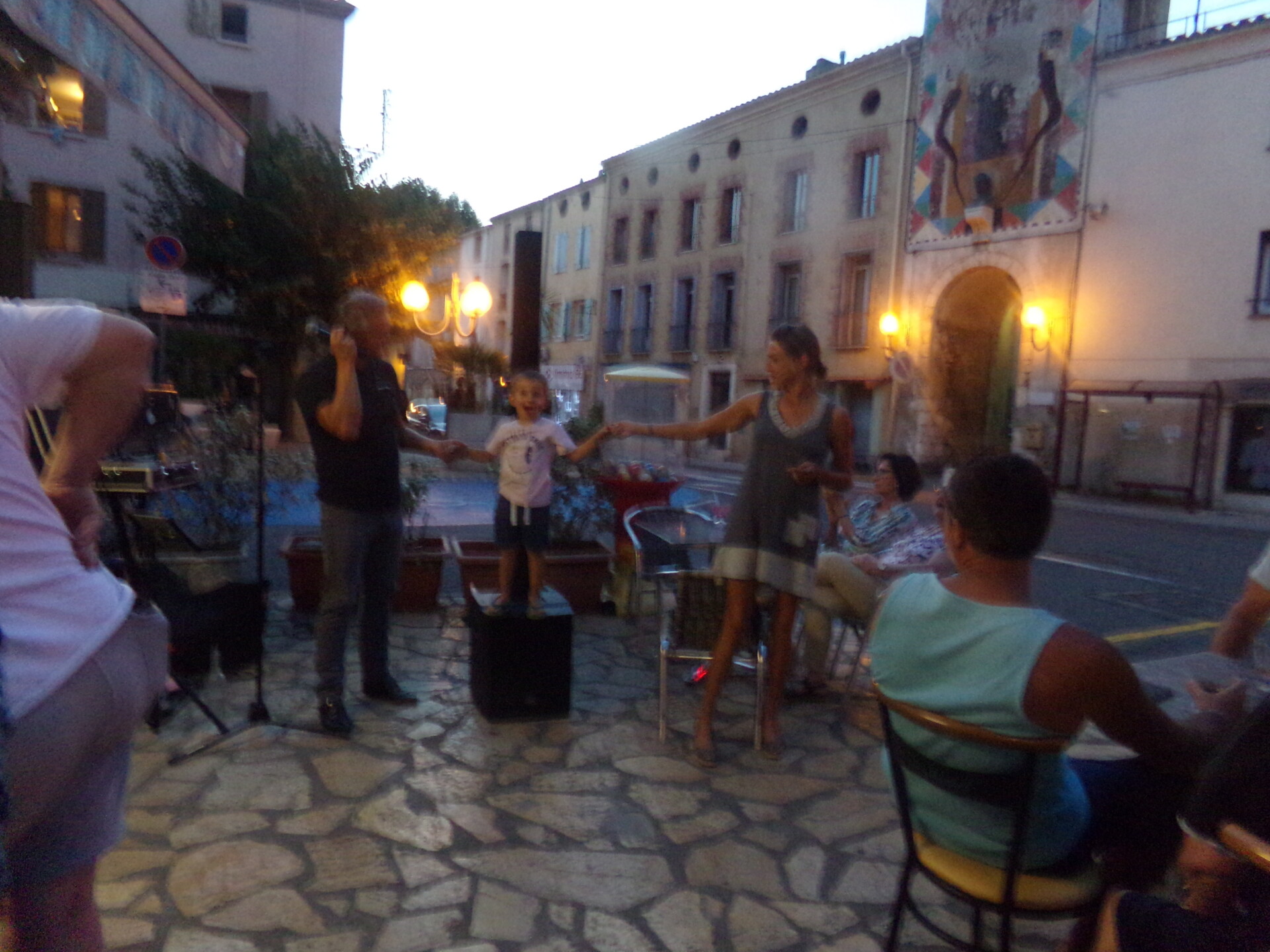 Estagel/ Concert : chez Stéphanie et William