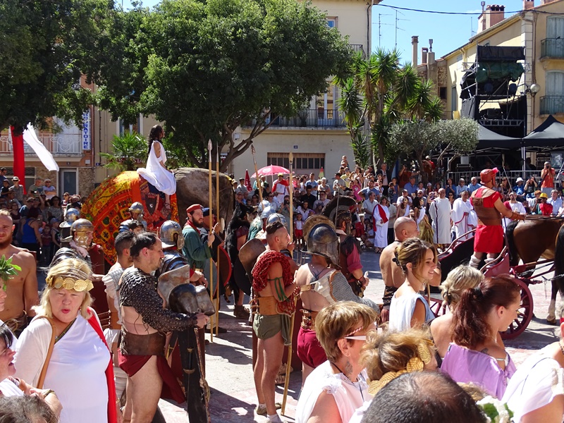 5-000-acteurs-spectateurs-pour-la-1ere-fete-antique