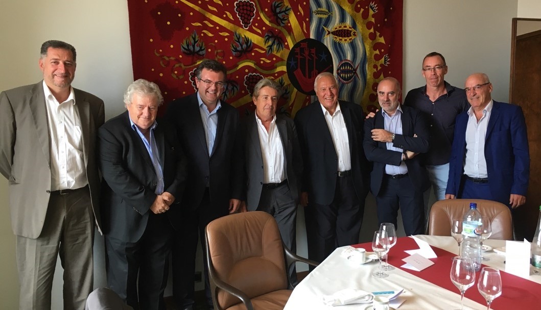 romain-grau-a-lecole-des-consulaires-de-la-chambre-de-commerce-et-dindustrie