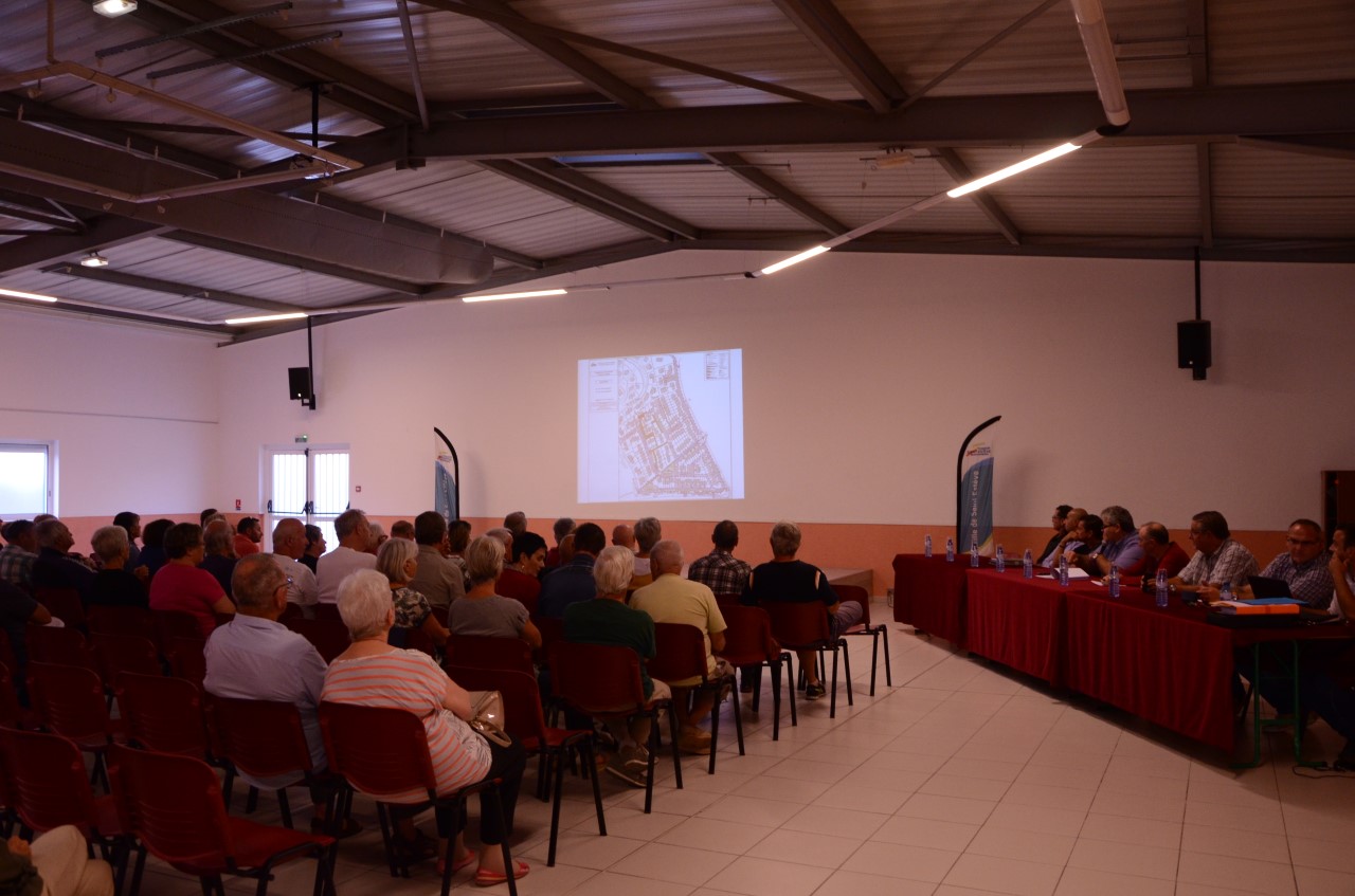 780-000-e-investis-pour-le-quartier-de-letang-a-saint-esteve