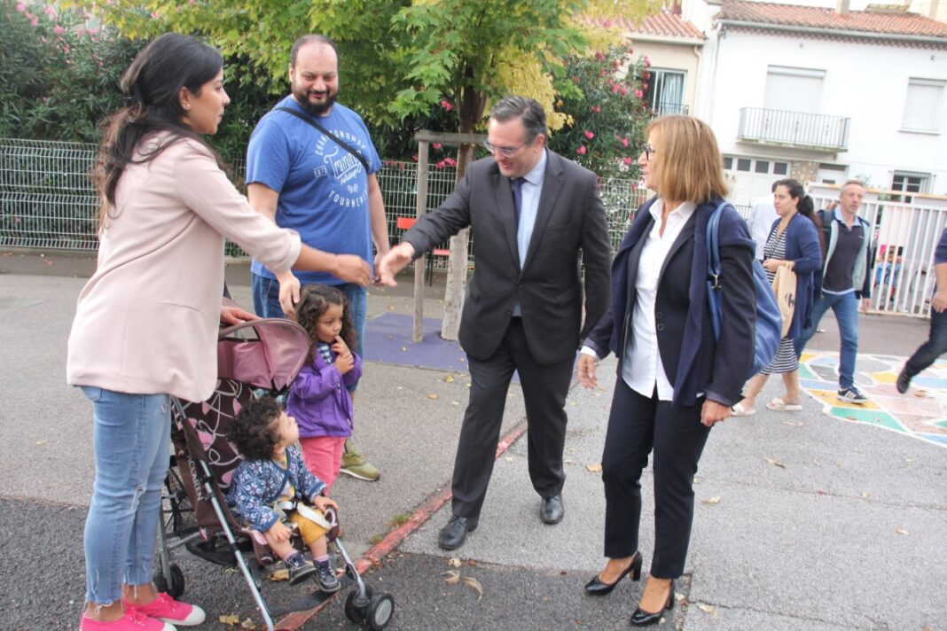 romain-grau-fait-sa-rentree-des-classes2 romain-grau-fait-sa-rentree-des-classes