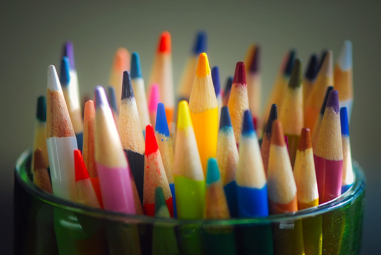 tous-a-vos-crayons-pour-perpignan-une-ville-a-croquer-balade-street-art-en-mode-bd