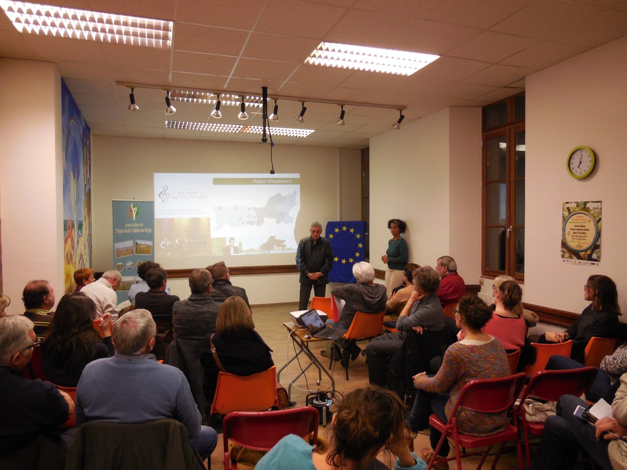 assosphere-informe-et-soutien-le-financement-des-projets-associatifs