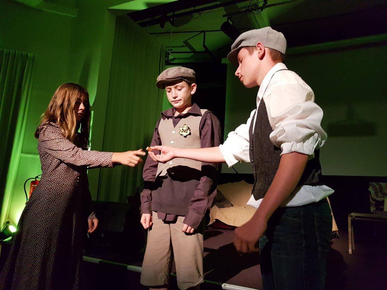 theatre-nouvelle-representation-des-maux-de-la-memoire