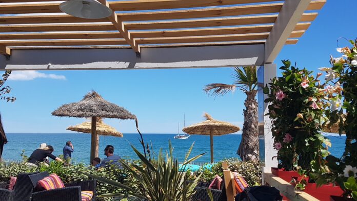 torreilles-la-plage-sinvite-au-village-et-cest-show