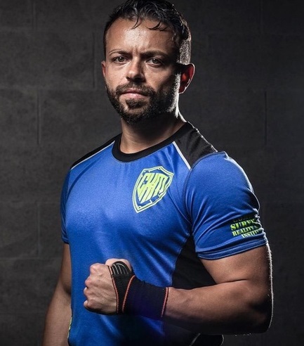 Un stage « instructeur Commando Krav Maga » à Perpignan et « couteau karambit » à Bompas