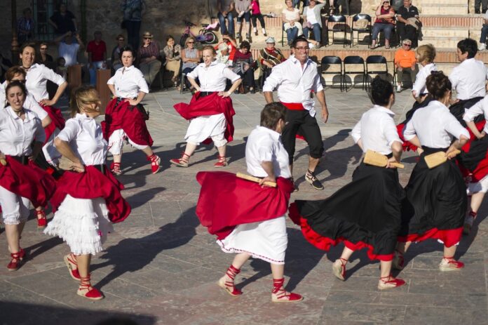 lagenda-de-mai-juin-et-juillet-des-associations-culturelles-de-thuir